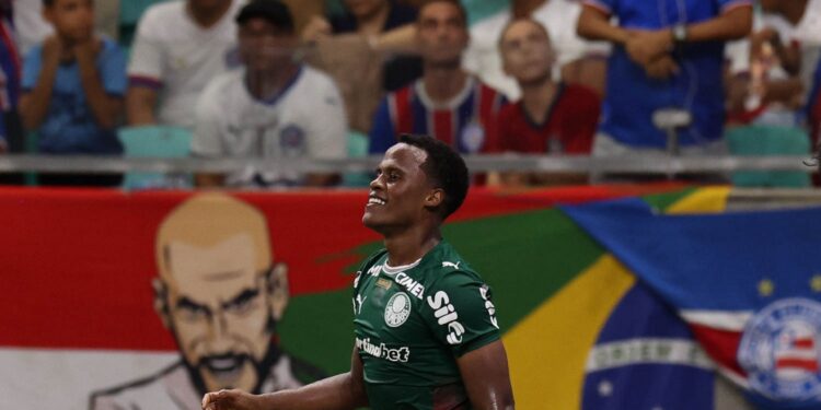 Jhon Arias marcou o primeiro gol do Palmeiras na vitória sobre o Bahia