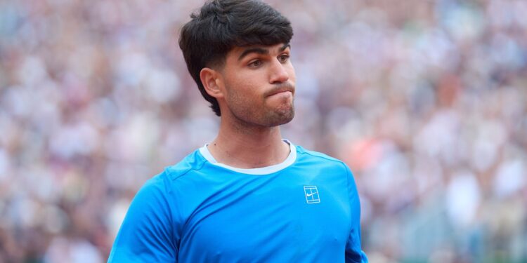 Carlos Alcaraz admite preocupação com ranking ATP em meio à disputa com Jannik Sinner