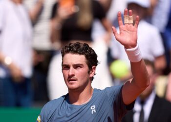 João Fonseca lamentou a derrota diante do espanhol Rafael Jodar em Madrid