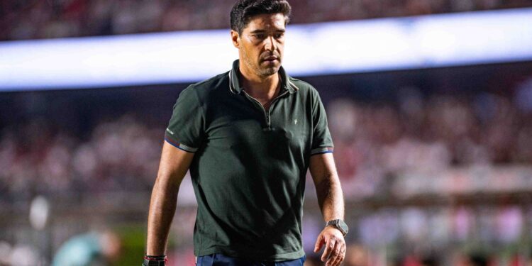 Abel Ferreira encara gancho de oito jogos