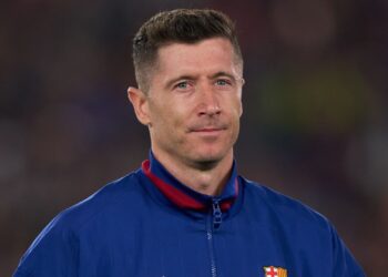 Perto de encerrar seu vínculo com o Barcelona, Lewandowski atrai olhares de gigantes europeus e pode mudar de clube em breve
