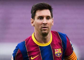 Diretor Deco afirma que retorno de Messi ao clube catalão nunca esteve em pauta oficial na atual gestão