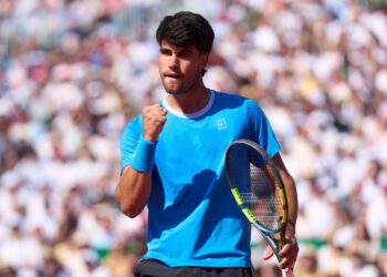 Alcaraz projeta final histórica contra Jannik Sinner valendo a liderança do ranking em Monte Carlo