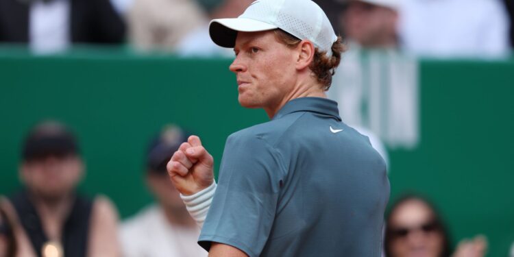 Sinner mantém invencibilidade em Masters 1000 e avança às quartas de final em Madrid