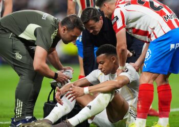 Após levar pontos no rosto, Mbappé é poupado de treino e vira preocupação para o Real Madrid na Champions League