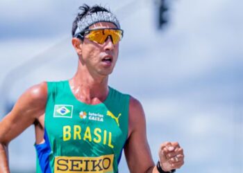 Caio Bonfim celebra o bronze conquistado em Brasília e completa coleção de medalhas em Mundiais