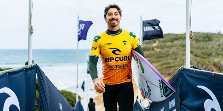 Yago Dora ficou com o vice na etapa de Bells Beach