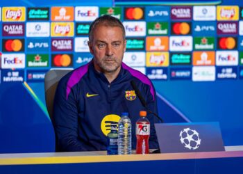 Hansi Flick falou sobre o duelo entre Barcelona e Atlético de Madrid pela Liga dos Campeões