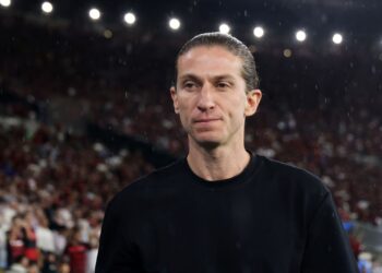 Filipe Luís analisou o cenário da Seleção Brasileira e o impacto de Carlo Ancelotti para o próximo Mundial