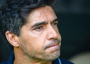 STJD reduziu a pena do português Abel Ferreira para sete jogos