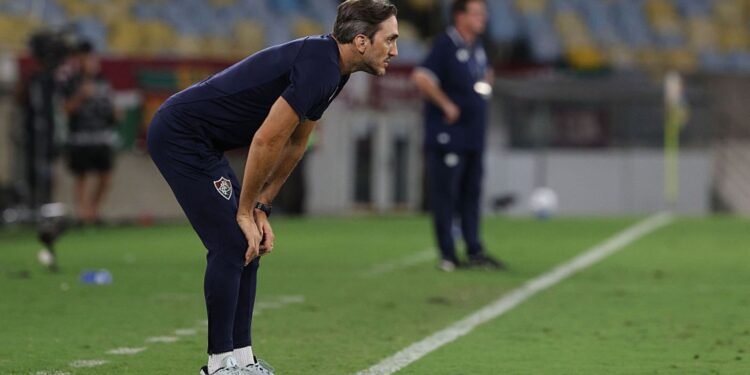 Zubeldía lamentou a derrota do Fluminense diante do Independente Rivadavia