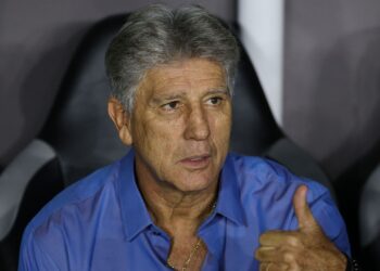 Renato Gaúcho afirma que Flamengo e Palmeiras vão decidir o campeonato nacional