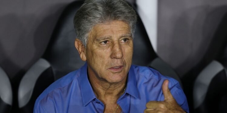 Renato Gaúcho afirma que Flamengo e Palmeiras vão decidir o campeonato nacional