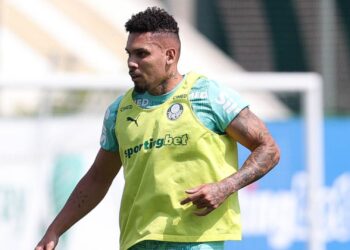 Paulinho vai desfalcar o Palmeiras na Copa do Brasil contra o Jacuipense