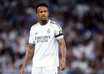 Militão pode ficar fora da lista de convocados após sofrer nova contusão muscular na Espanha