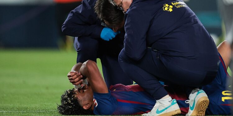 Lamine Yamal marcou o gol da vitória do Barcelona sobre o Celta, mas se machucou