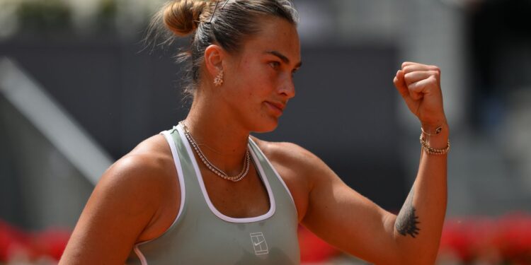Aryna Sabalenka derrotou Naomi Osaka e avançou às quartas do WTA de Madrid