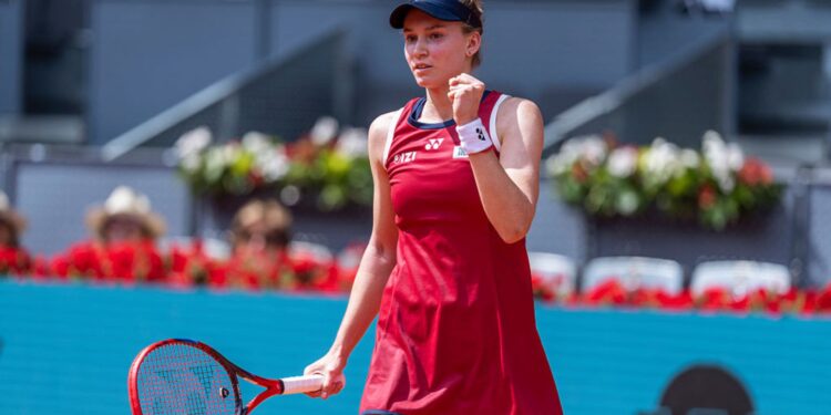 Elena Rybakina venceu sua partida de estreia no WTA 1000 de Madrid
