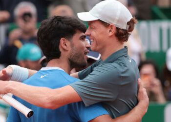 Sinner demonstra preocupação com ausência de Alcaraz em Roland Garros