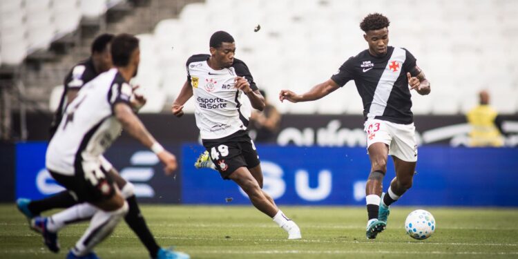 André foi expulso contra o Vasco e será um dos desfalques do Corinthians contra o Mirassol