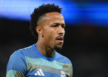 Militão passará meses em reabilitação e só deve retornar aos gramados após o término da Copa do Mundo