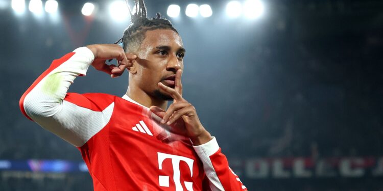 Olise faz história no Bayern de Munique com recorde inédito de gols e assistências na elite do futebol europeu