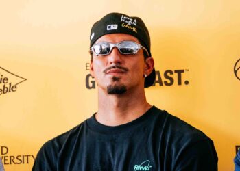 Medina volta a vestir a lycra amarela de líder da WSL na etapa de Gold Coast, na Austrália