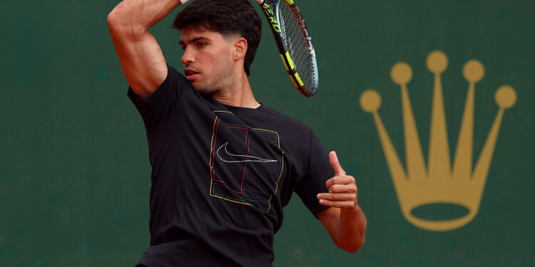 Alcaraz vai estrear em Monte Carlo contra o argentino Sebastian Baéz