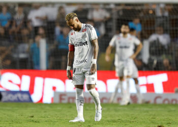 Neymar foi protagonista de mais uma polêmica após a derrota do Santos