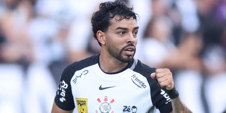 Bidu marcou o gol da vitória do Corinthians