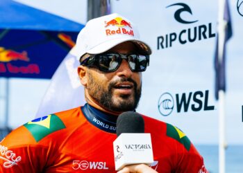 Italo Ferreira caiu na segunda fase em Bells Beach