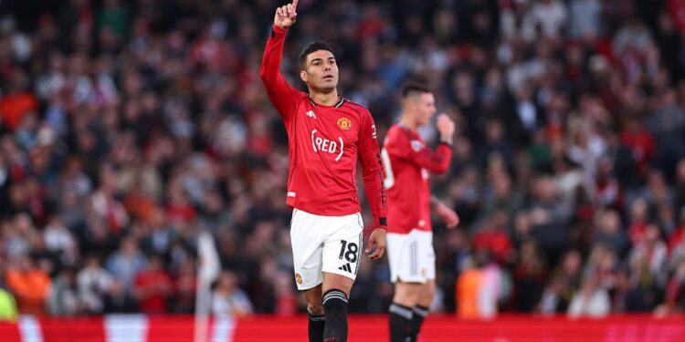 Casemiro comemorando gol pelo Manchester United