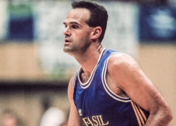 Oscar Schmidt em ação