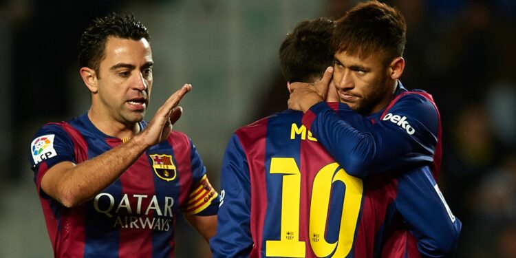 Xavi, Messi e Neymar nos tempos de Barcelona