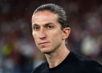 Filipe Luís pode assumir primeiro clube europeu após passagem vitoriosa pelo Flamengo