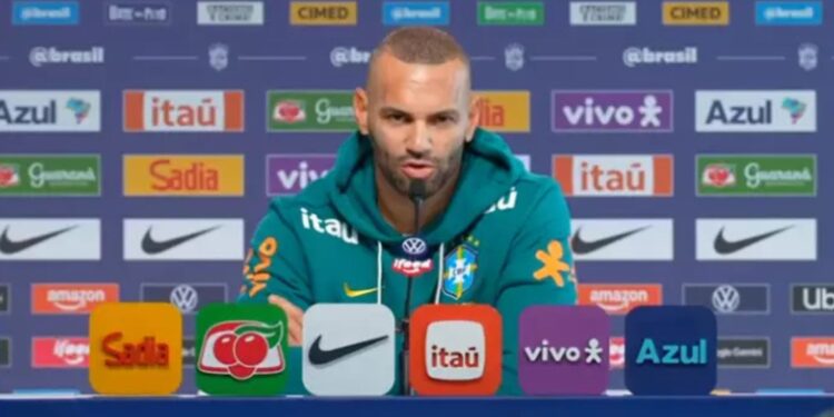 Weverton comentou pressão sobre os goleiros da Seleção antes da Copa do Mundo