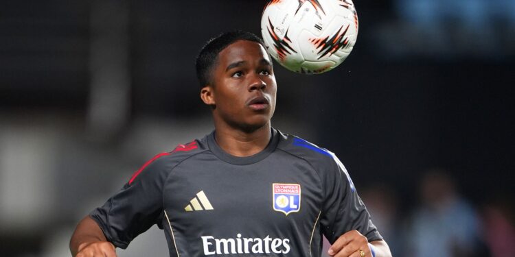 Endrick destacou passagem pelo Lyon antes da convocação para a Copa do Mundo