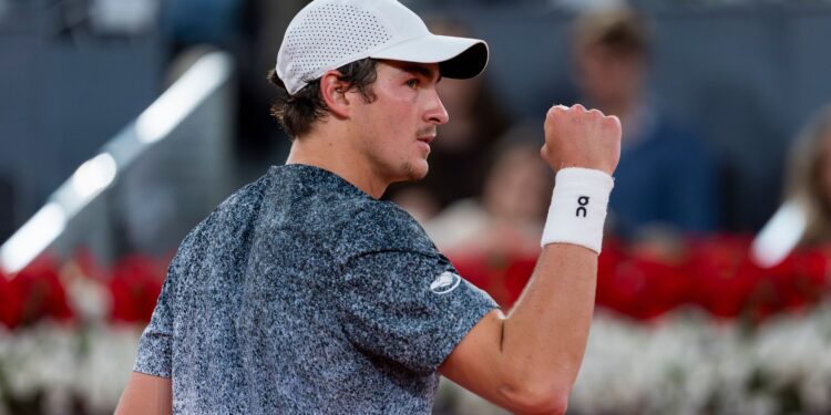 João Fonseca estreia em Roland Garros e pode enfrentar Djokovic na terceira rodada