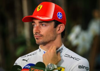 Charles Leclerc lamenta erro crucial na volta final do GP de Miami que destruiu sua estratégia de pódio
