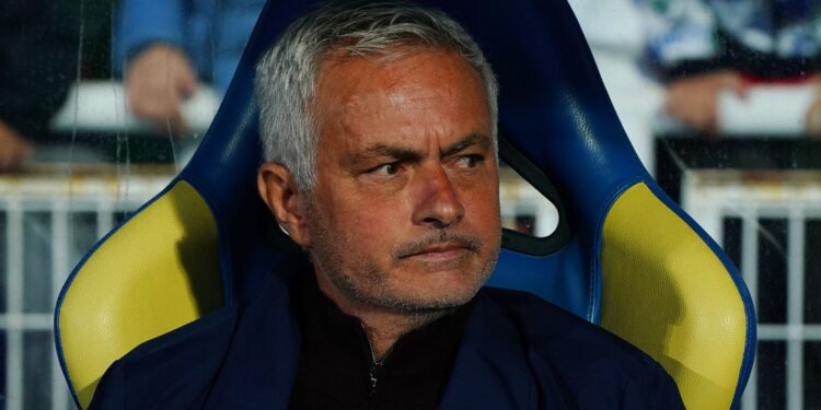 Real Madrid deve anunciar José Mourinho após a eleição presidencial do clube