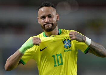 Neymar vestirá a camisa 10 da Seleção Brasileira pela quarta Copa do Mundo consecutiva