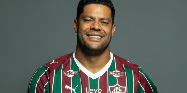 O atacante Hulk chega para vestir a camisa 7 e reforçar o projeto vencedor do Fluminense