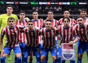 Sob o comando de Gustavo Alfaro, a seleção do Paraguai busca surpreender no Mundial de 2026 após 16 anos de ausência