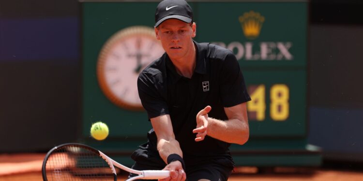 Sinner venceu Andrey Rublev e garantiu vaga na semifinal do Masters 1000 de Roma