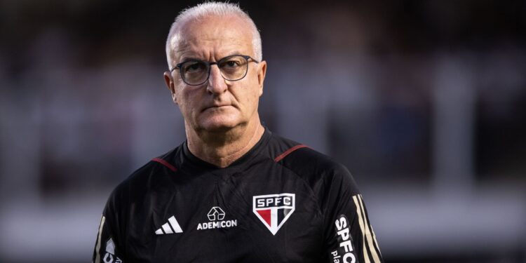 São Paulo tenta definir o perfil do novo técnico para a sequência de 2026