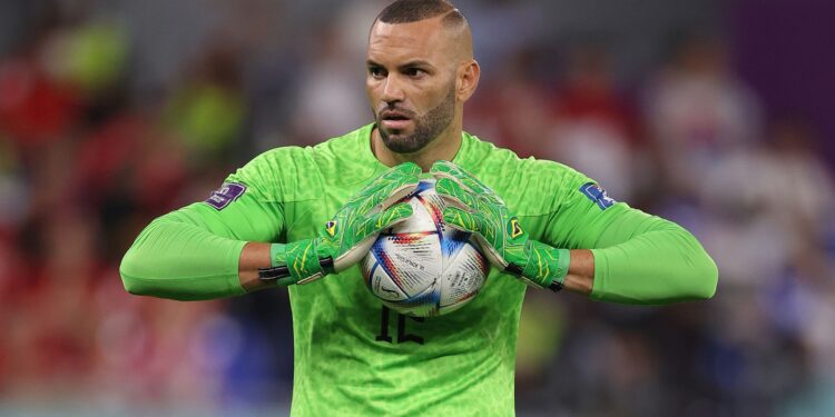 Weverton volta a ganhar força na disputa por vaga entre os goleiros da Seleção Brasileira antes da Copa do Mundo