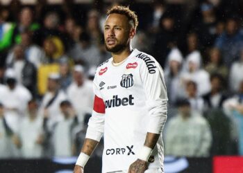 Neymar teria sido avisado por Ancelotti sobre decisão da Copa do Mundo
