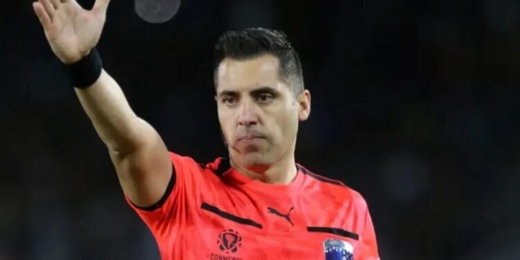 Libertadores: por que Cristián Garay entra no olho do furacão de Abel Ferreira?
