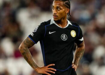 Barcelona acelera ofensiva por João Pedro, testa Chelsea e envia representantes a Londres