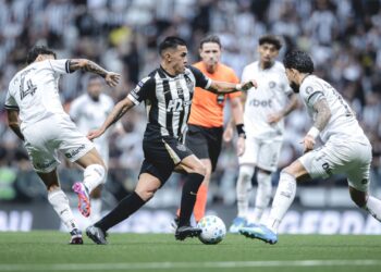 Lance do jogo entre Atlético-MG e Botafogo